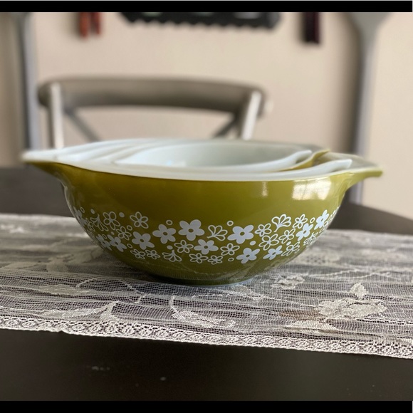 Vintage 1970s Pyrex Spring Blossom 4-Piece Mixing Bowl Set green and white - Picture 2 of 4